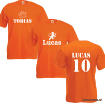 Oranje shirt met naam bedrukt